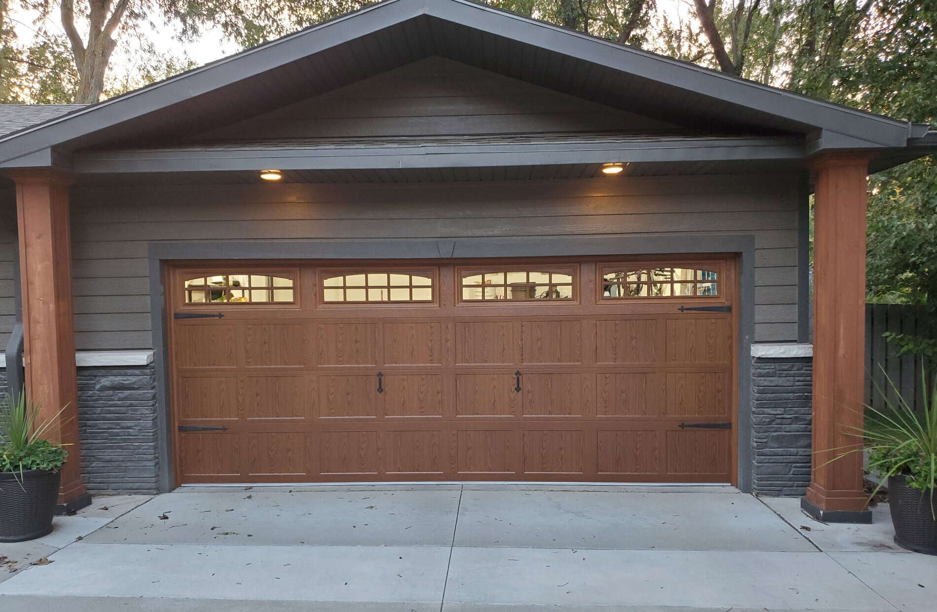 High-end garage doors Little Rock neighborhoods